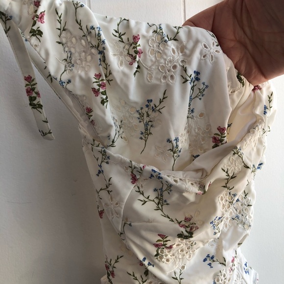 NWT For Love & Lemons Brooke Eyelet Swimsuit - Picture 5 of 8